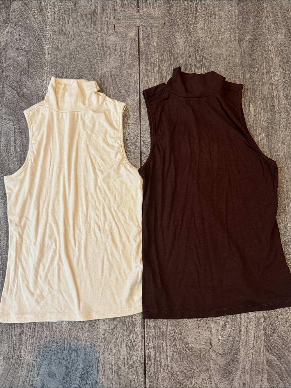 Sleeveless Turtleneck Top - Cream and Dark Brown- New w/out tags